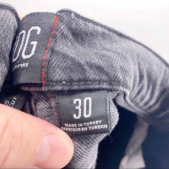 BDG Dark Gray 90s Bootcut Jeans Size Women’s Size 30 - Picture 9 of 11